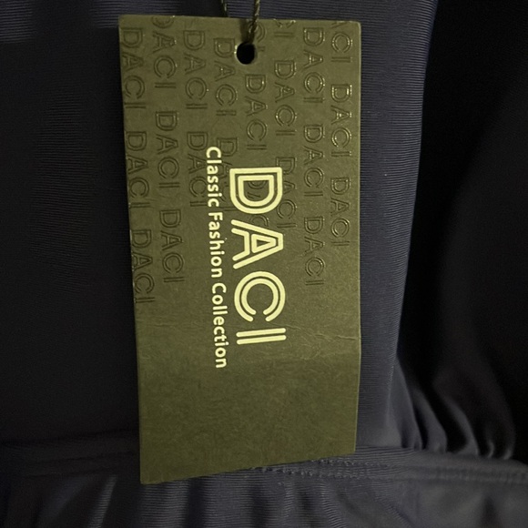 Daci navy swimsuit - Picture 3 of 9